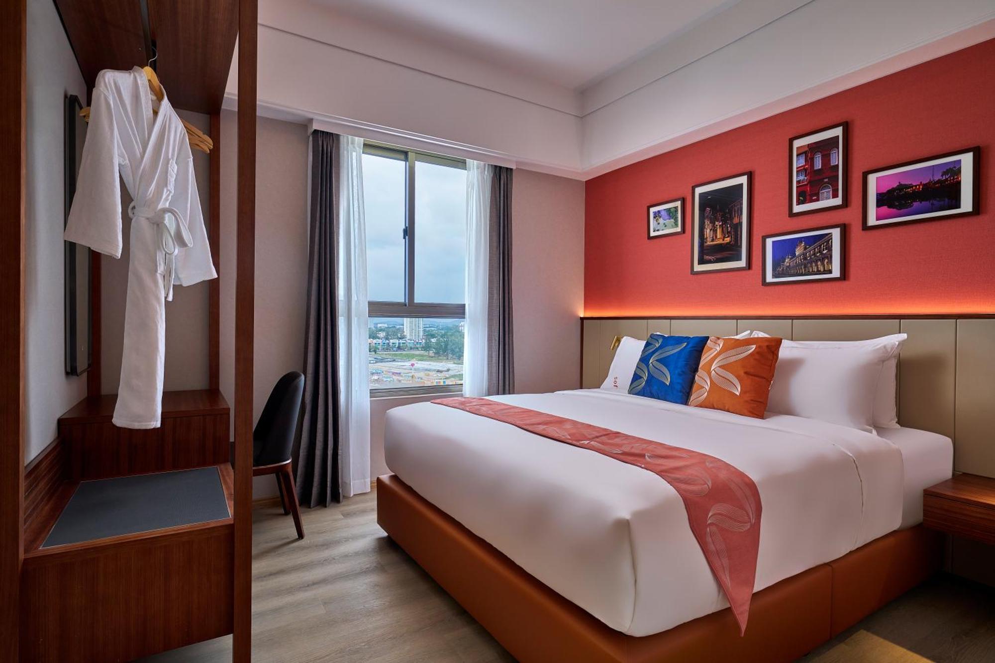 Birkin International Hotel Malacca Exteriör bild